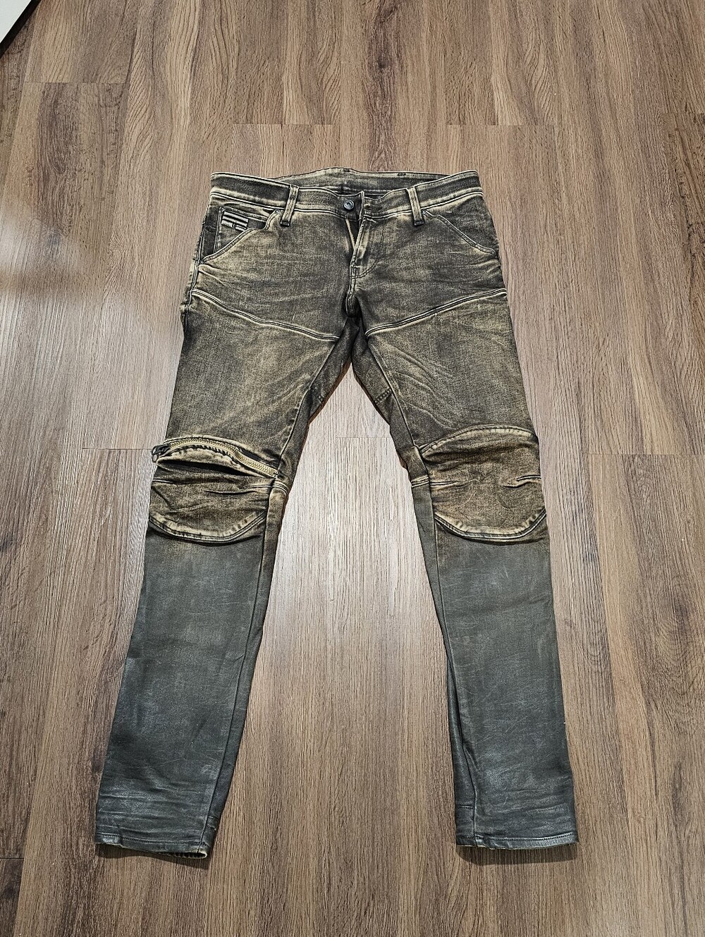 G-Star 5620 3D ZIP Knee Two-Tone Distressed Super Slim Jeans in Olive and Black